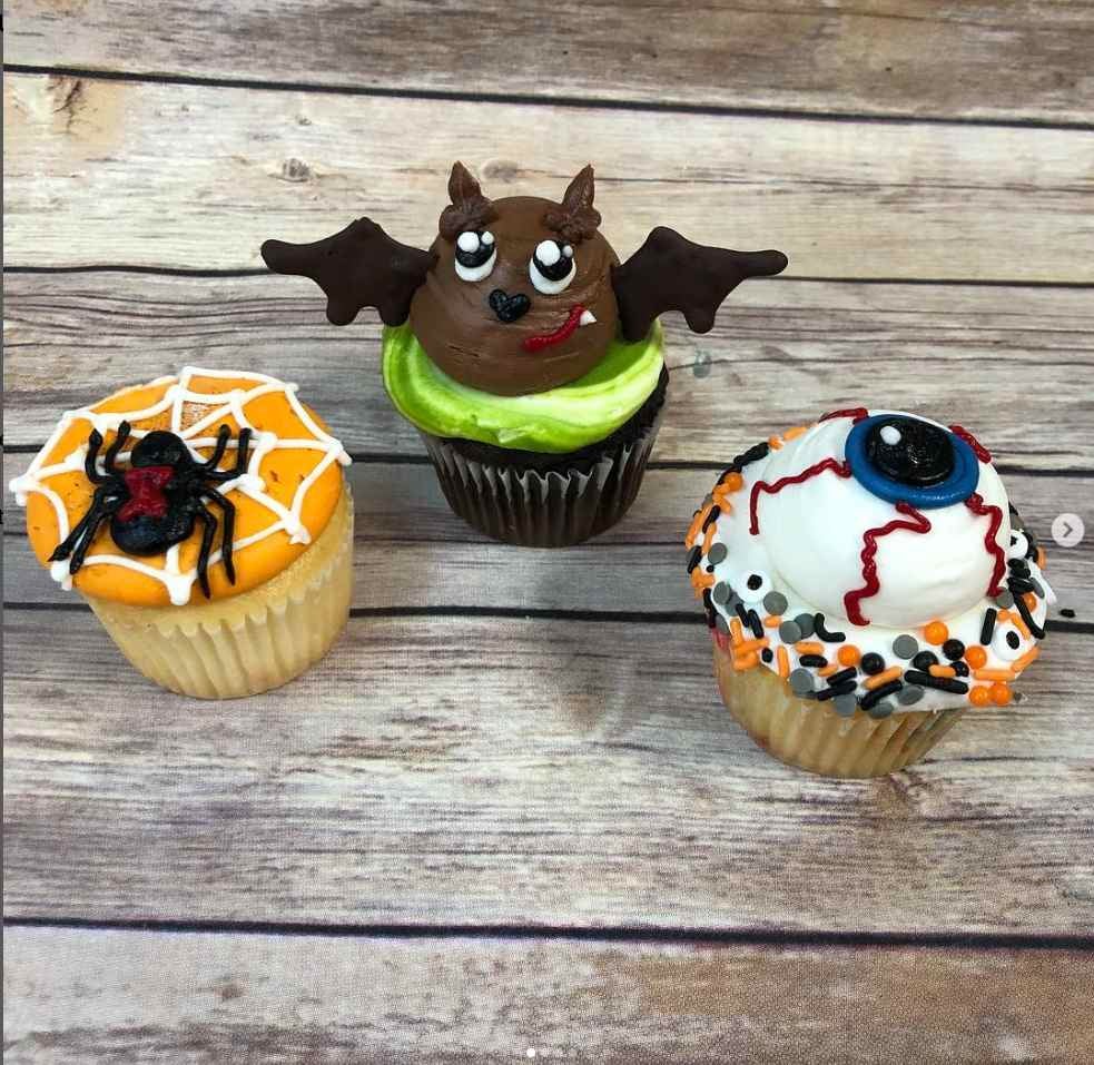 Scary Cupcakes Sugar Shaker Bakery