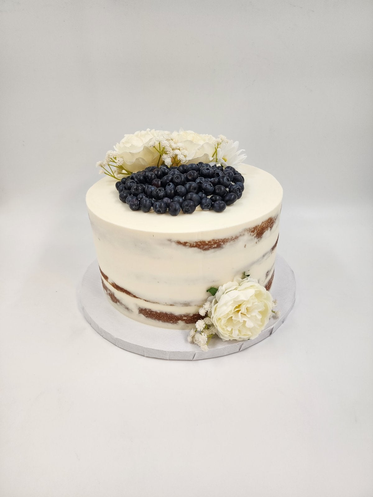 Classic Semi Naked cake 6